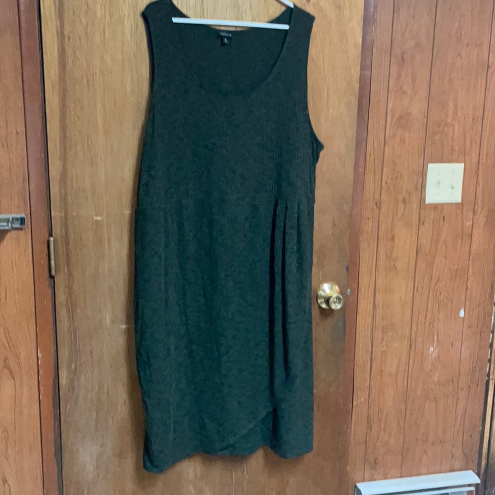 Green Torrid Maxi Dress size 6